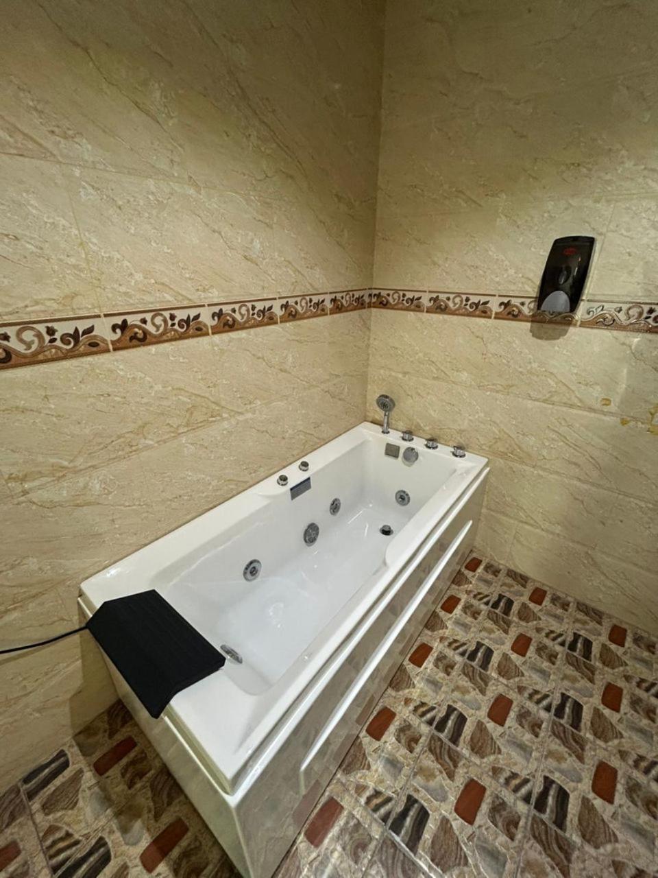 Batu Niah Wawasan City Inn מראה חיצוני תמונה